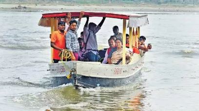 दिल्ली में भव्य छठ पूजा मनाने की तैयारी: यमुना किनारे 17 आदर्श छठ घाट विकसित करेगी सरकार, श्रद्धालुओं के खिलाफ मामले वापस लेगी